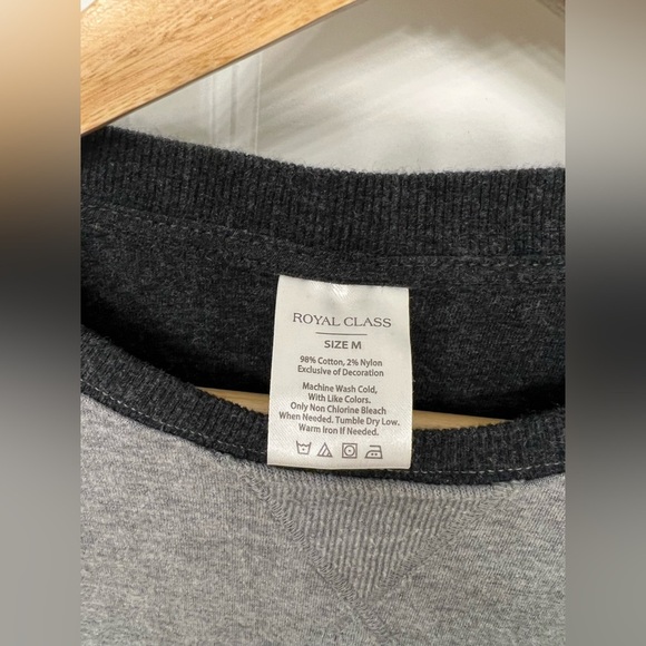 Royal Class Men’s Crewneck Grey and Black - Picture 3 of 3